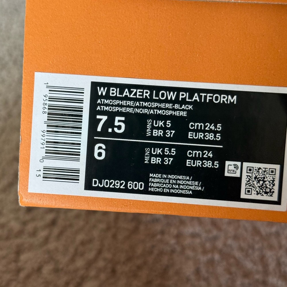 Nike Blazer Low Platform - Picture 6 of 6